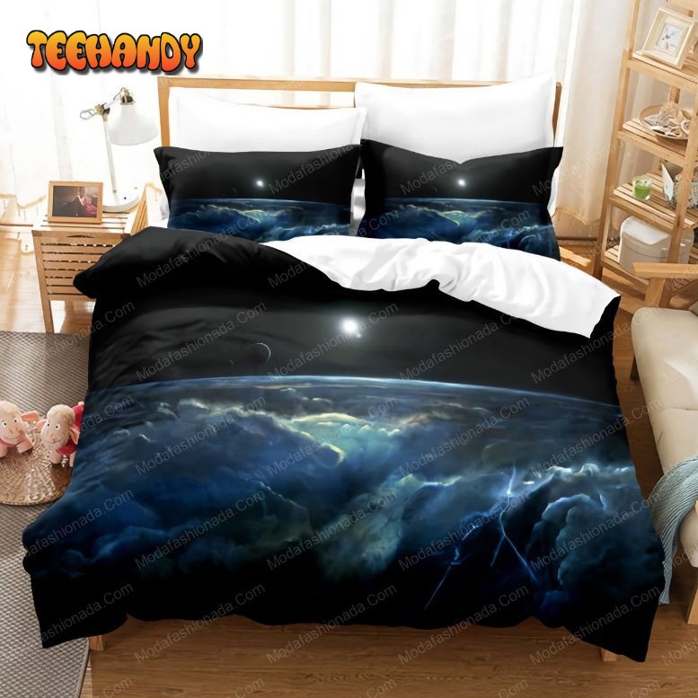 Clouds and Moon Scenery Bedding Set