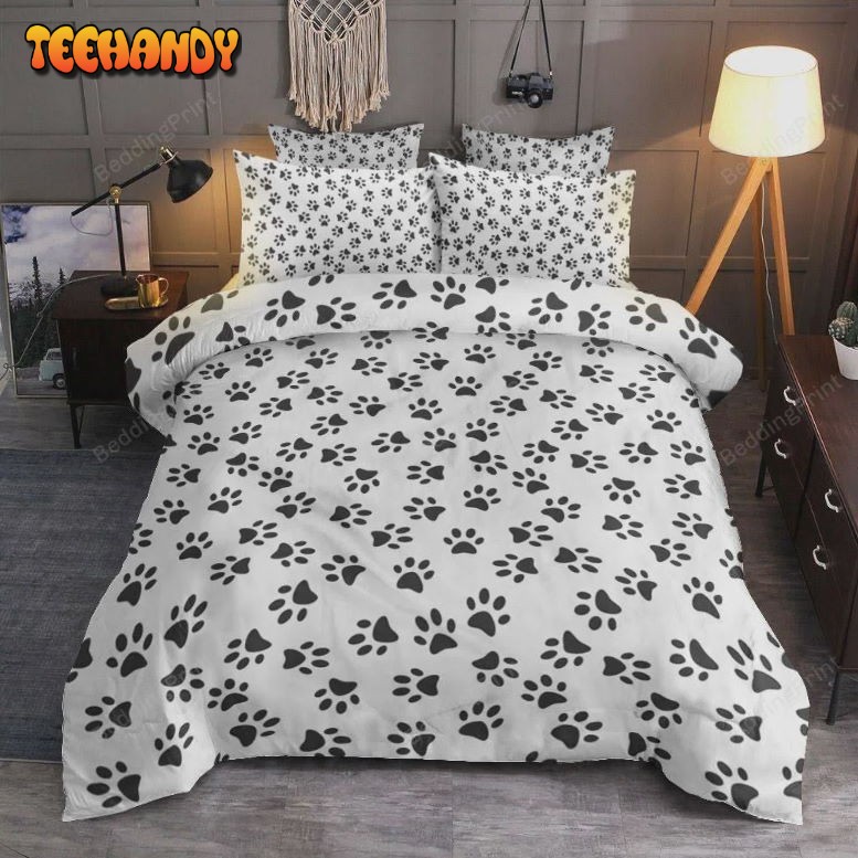 Dog Paw Black And White Pattern Bedding Set