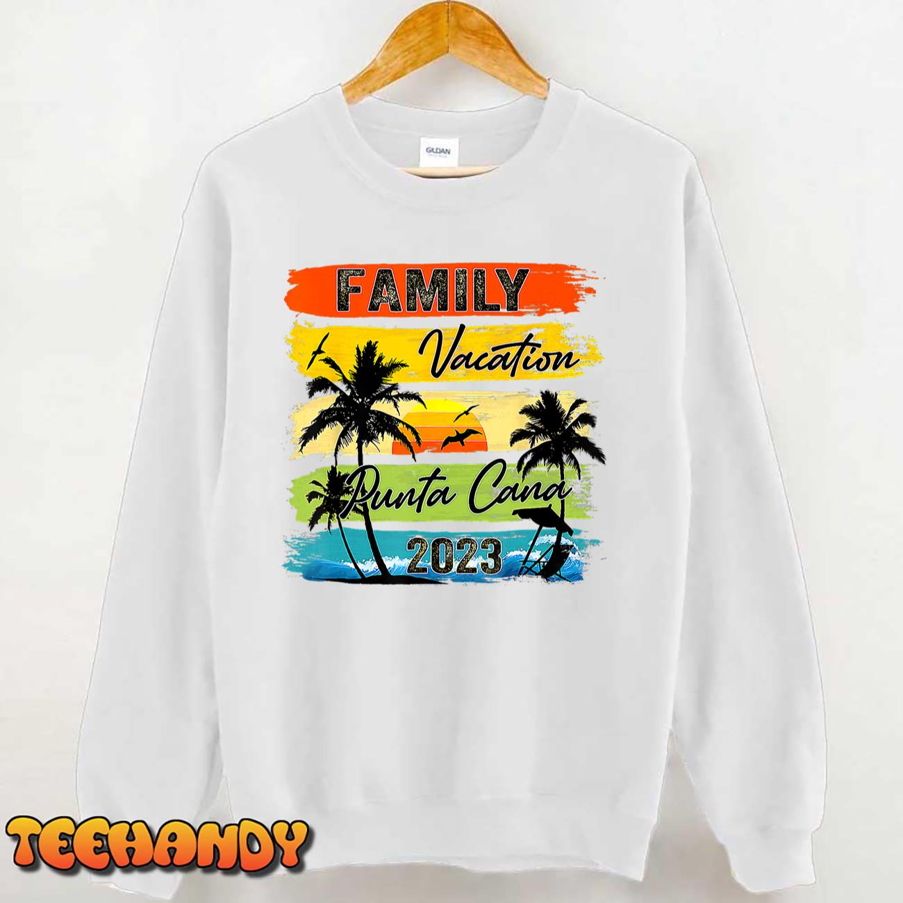 Family Vacation Punta Cana 2023 Summer Retro Sunset Beach T-Shirt