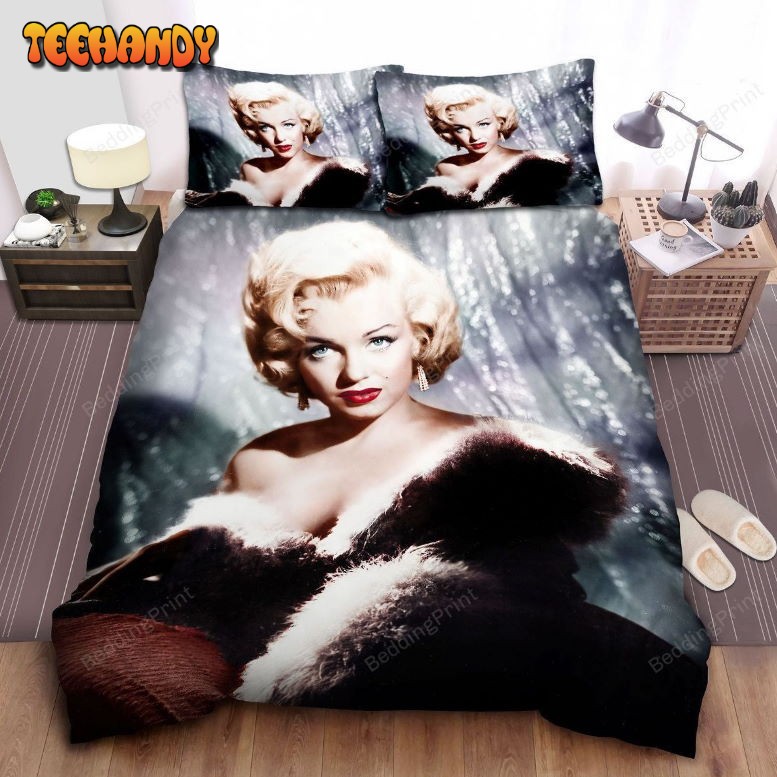 Gorgeous Marilyn Monroe In A Photoshoot Bedding Sets