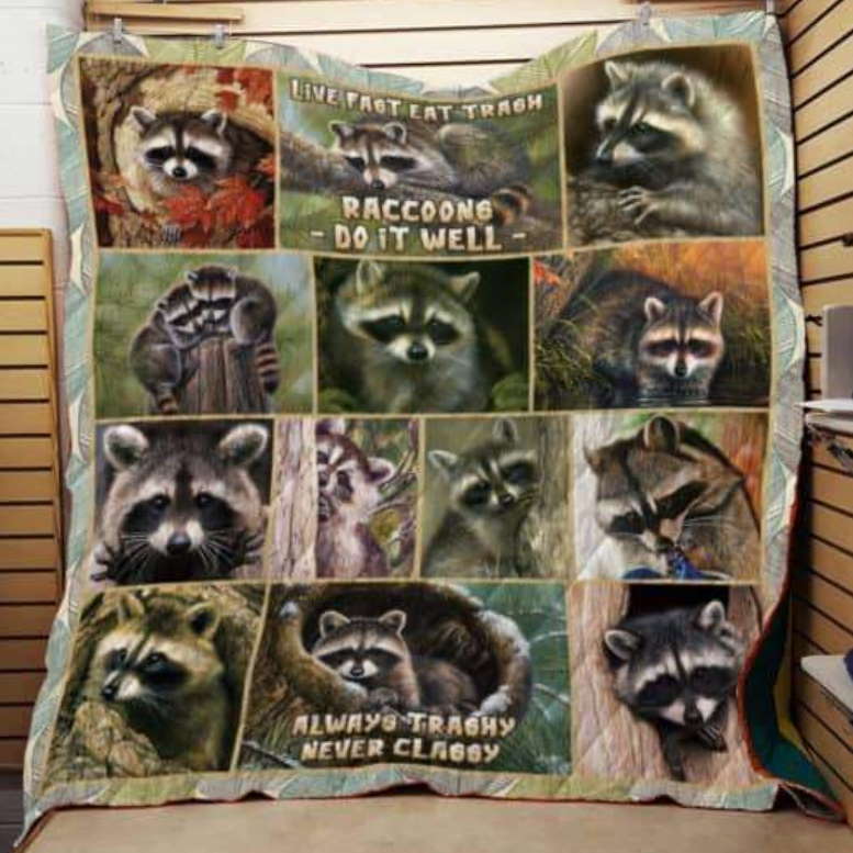 The Racoon Customize Quilt Blanket