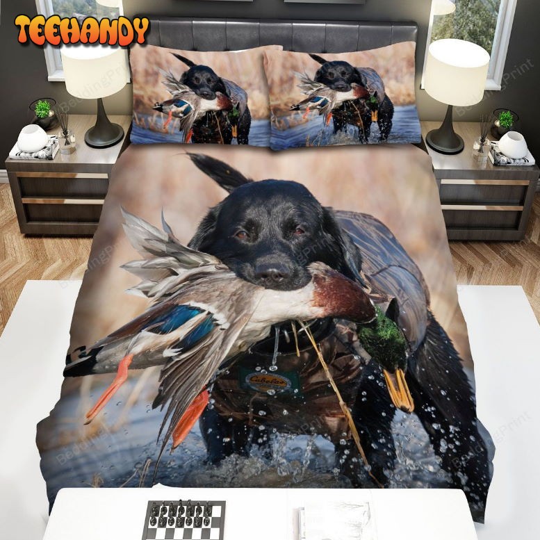 Hunting, The Hound Keeping Duck In Mouth Bedding Sets