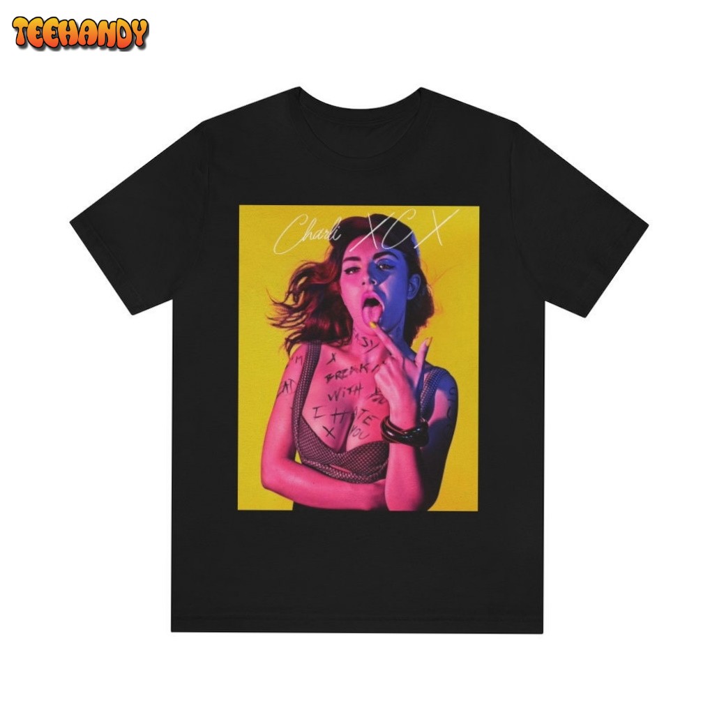 Charlie XCX Aesthetic Vintage T-Shirt Charlie XCX Minimal Unisex Black Shirt