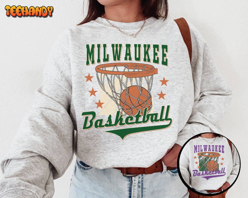 Milwaukee Buck, Vintage Milwaukee Buck Sweatshirt  T-Shirt, Milwaukee Basketball Shirt