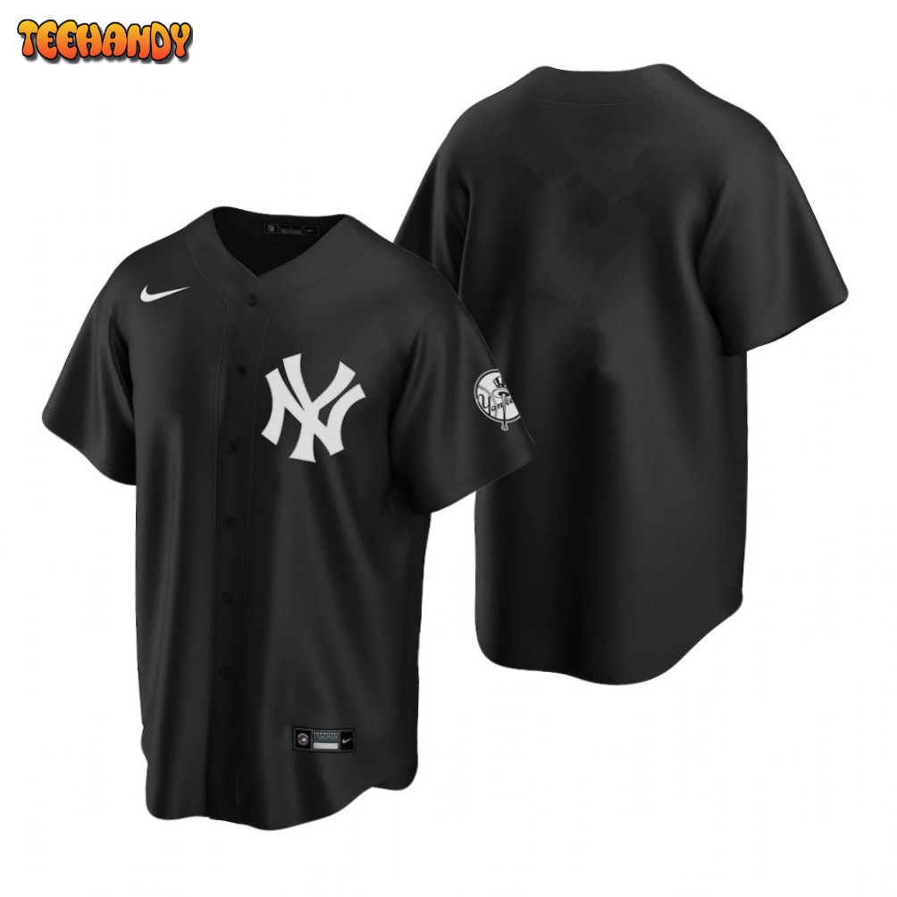 New York Yankees Team Black White Fashion Replica Jersey