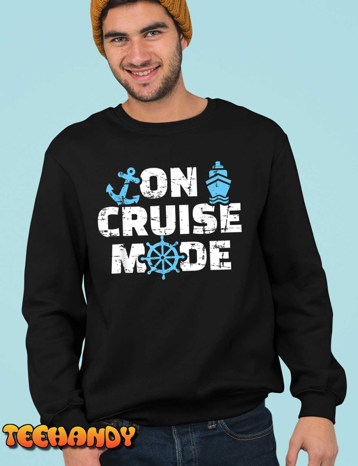 On Cruise Mode Funny Summer Cruise Vacation Family T-Shirt