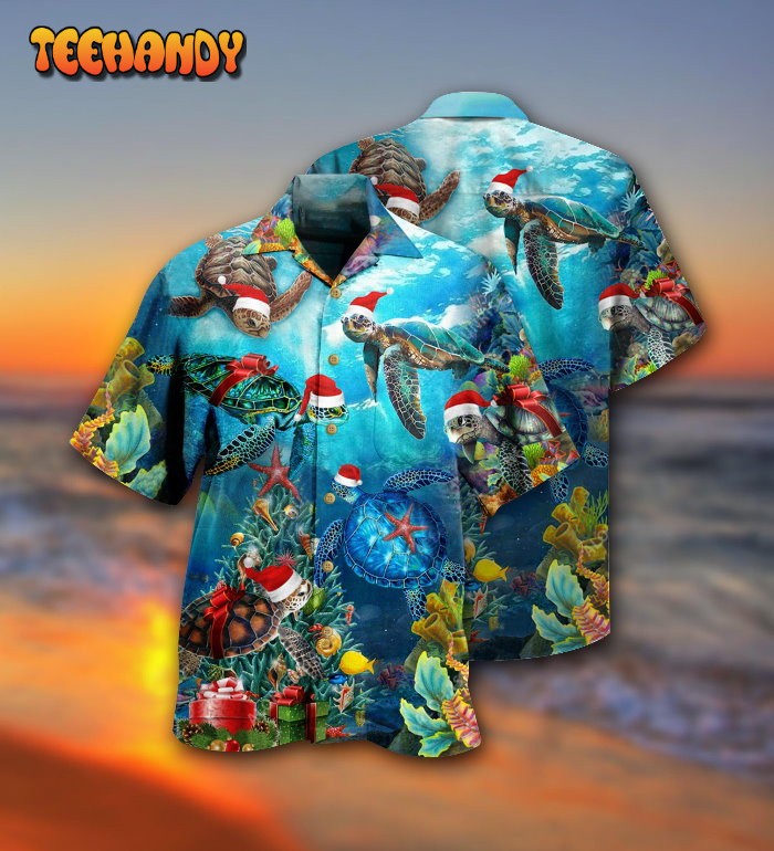 Turtle Love Christmas And Ocean Hawaiian Shirt