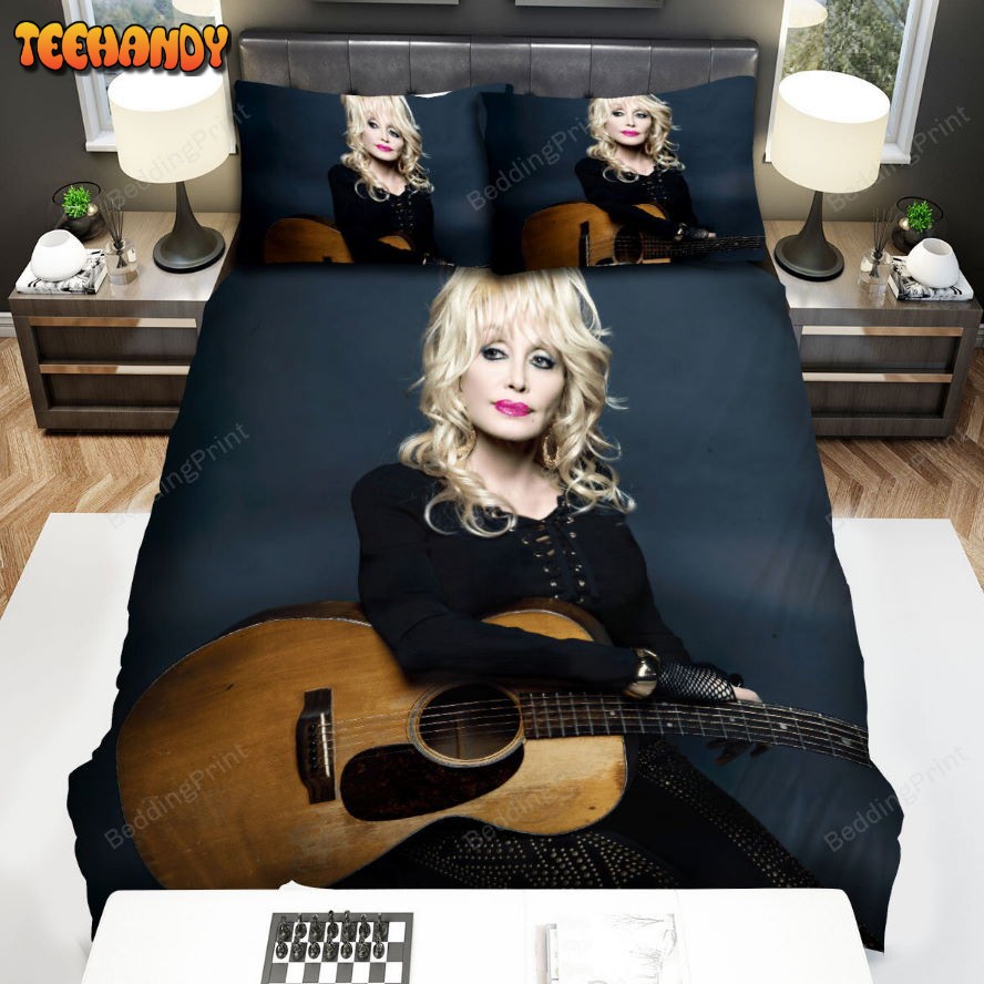 Dolly Parton With Guitar Bedding Sets