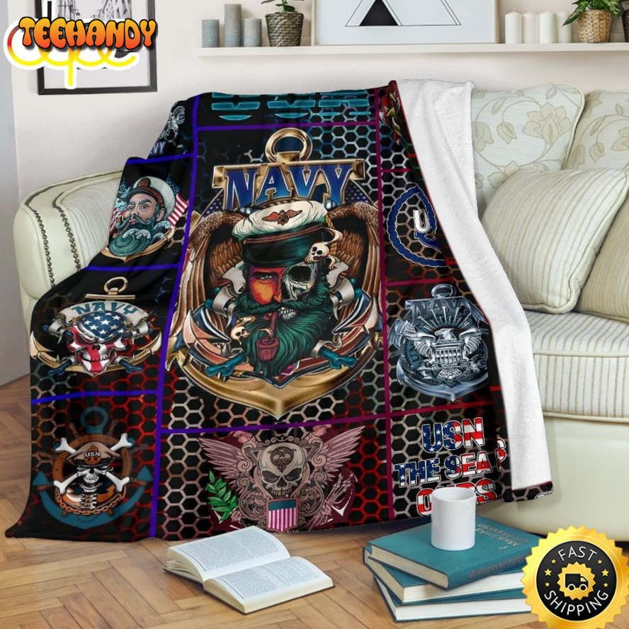 Us Navy And Pirates Fleece Throw Blanket