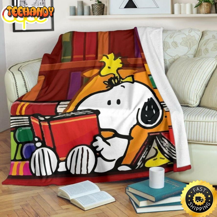 Bookworm Snoopy And Woodstock For Book Lovers Snoopy Dog Blanket