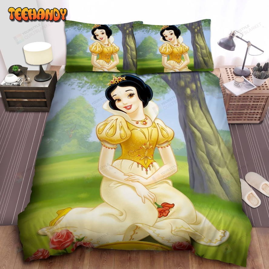 Disney Princess Snow White In Gold Dress Spread Comforter Duvet Cover Bedding Sets