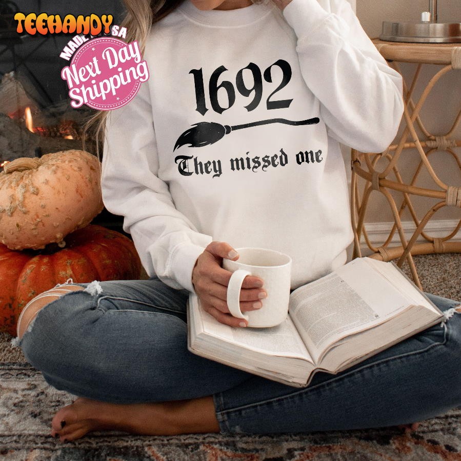 Retro Salem 1692 They Missed One Sweatshirt