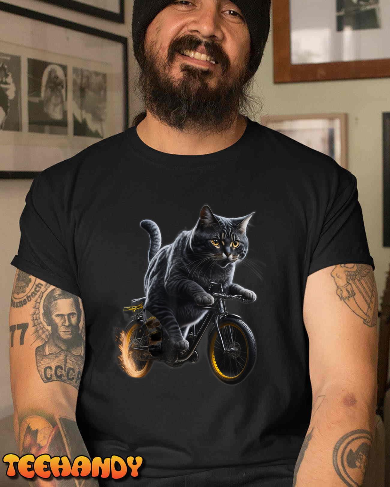 Funny Cat Drives Bicycle Cat Lover Graphic Cats Kitten Lover T-Shirt