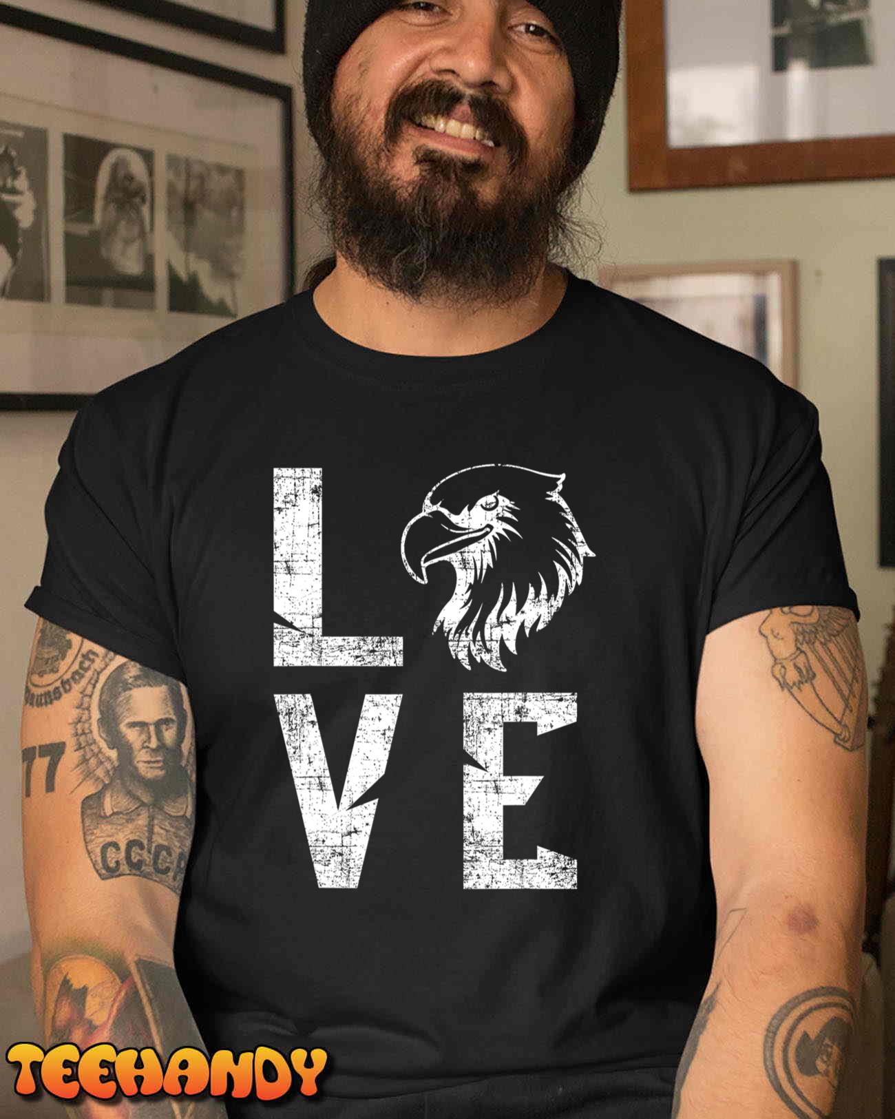 I Love Eagles Vintage Distressed Flying Bird T-Shirt