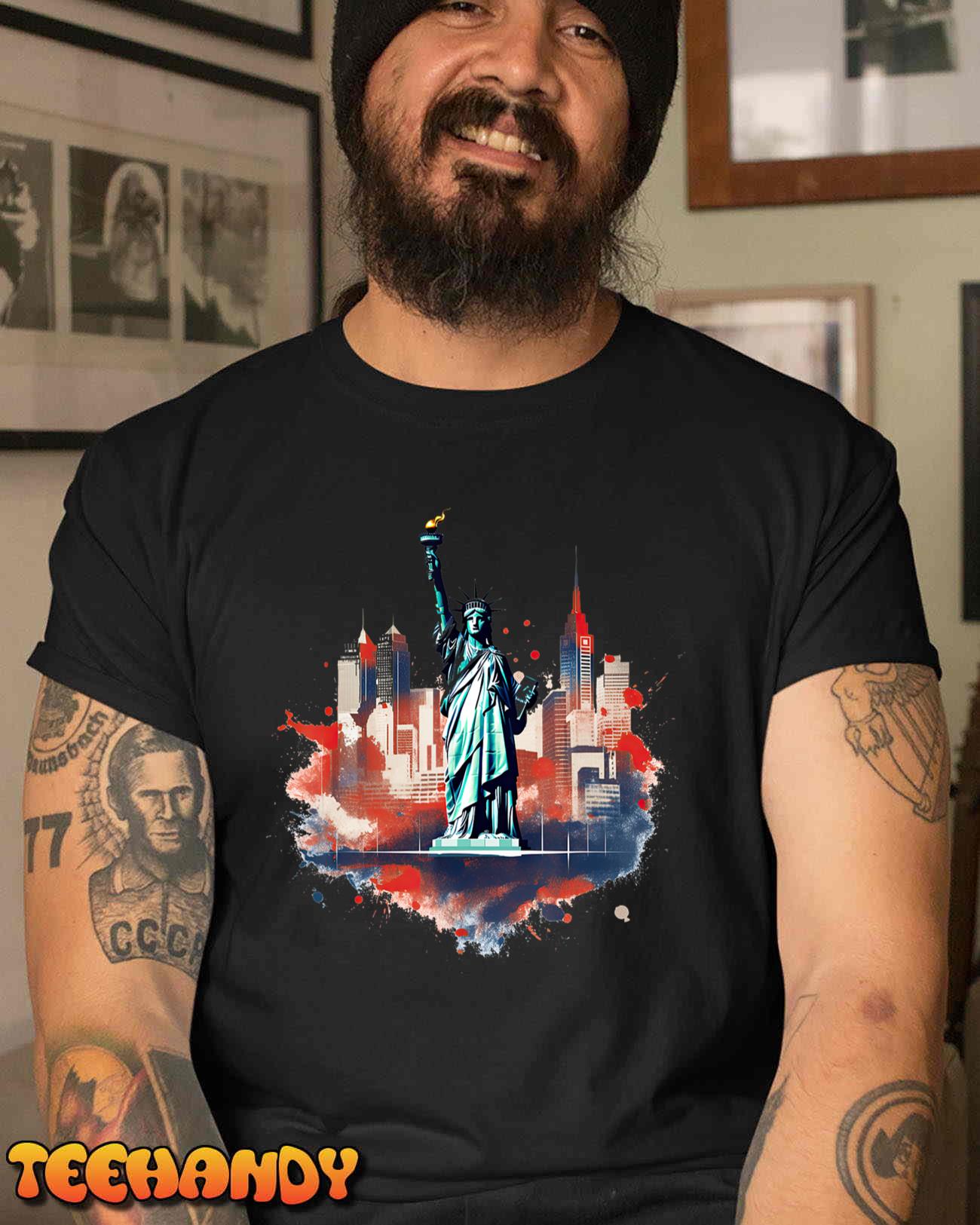 New York City Downtown Skyline Statue of Liberty NYC T-Shirt