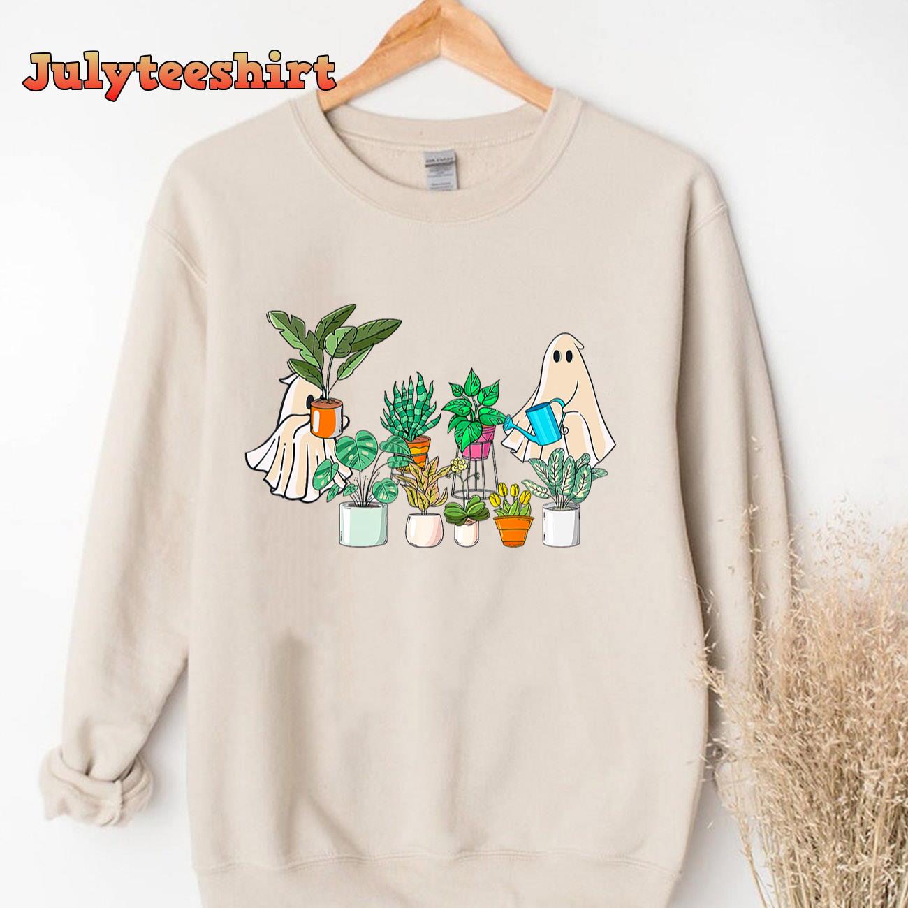 Retro Lady Gardener Ghost Gardening Plants Lover Halloween T-Shirt