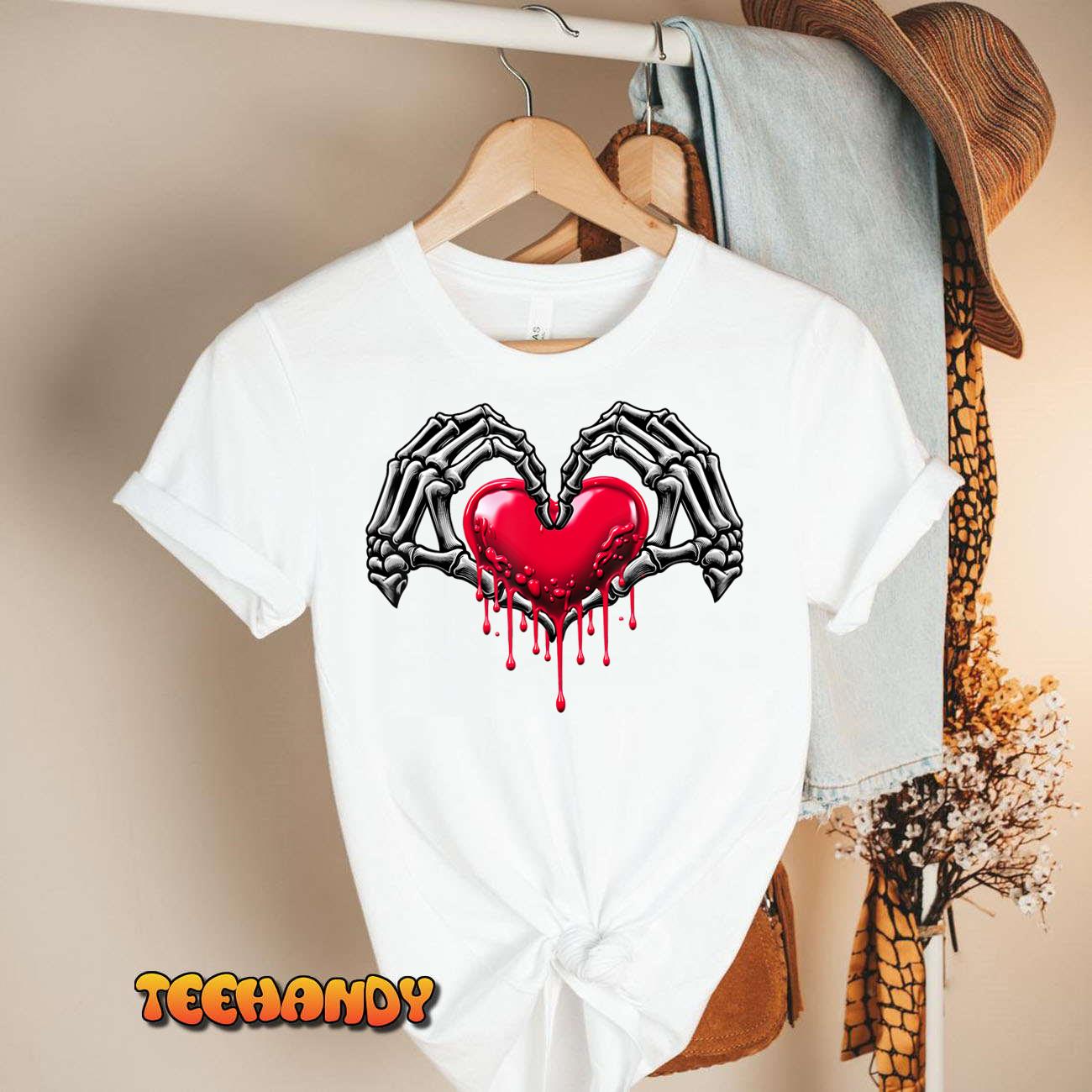 Skeleton Hand Heart Valentines Day Halloween Funny Bones Men T-Shirt