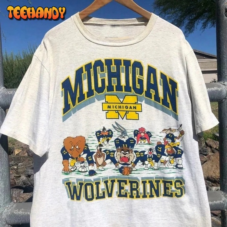 Vintage NCAA Michigan Wolverines Looney Tunes T-Shirt