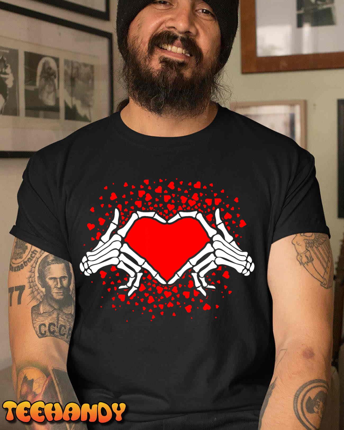 Funny Bones Love Skeleton Hand Heart Valentines Day Unisex T-Shirt